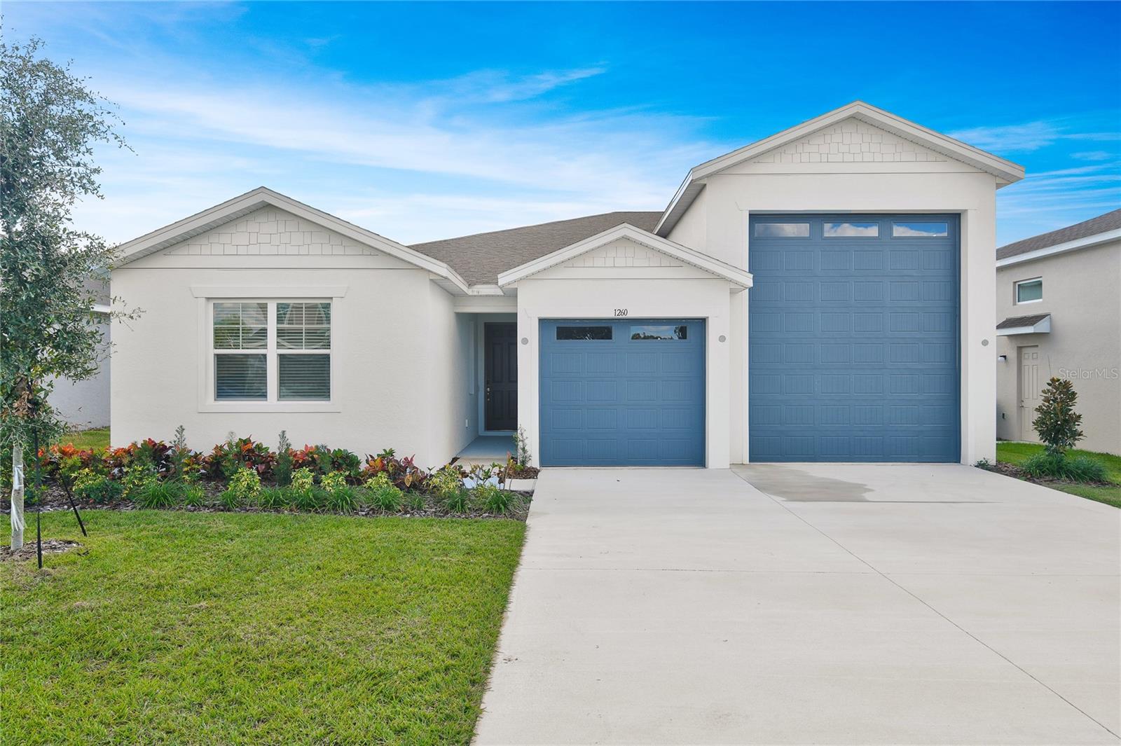 Single Family Residence em DUNDEE, FL - Daniel Dourado