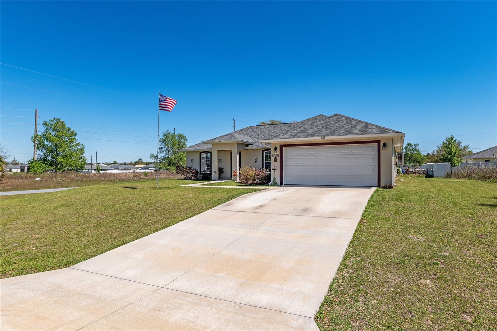 Single Family Residence in OCALA, FL - Daniel Dourado