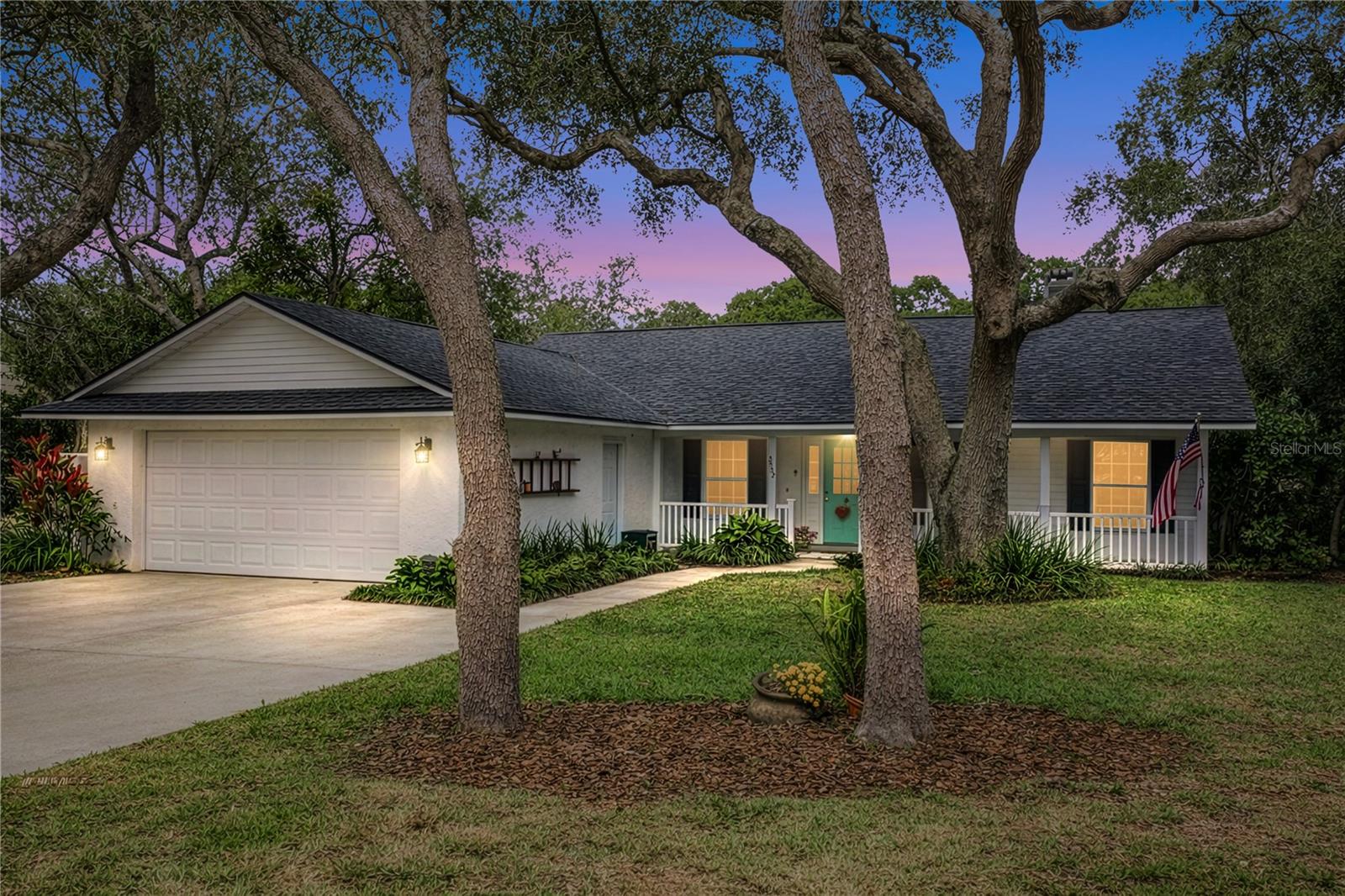 Single Family Residence in LAKE WALES, FL - Daniel Dourado