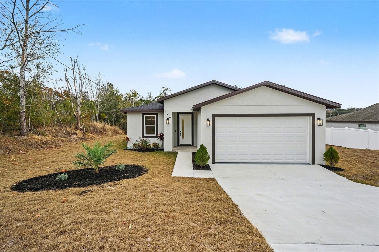 Single Family Residence em SPRING HILL, FL - Daniel Dourado