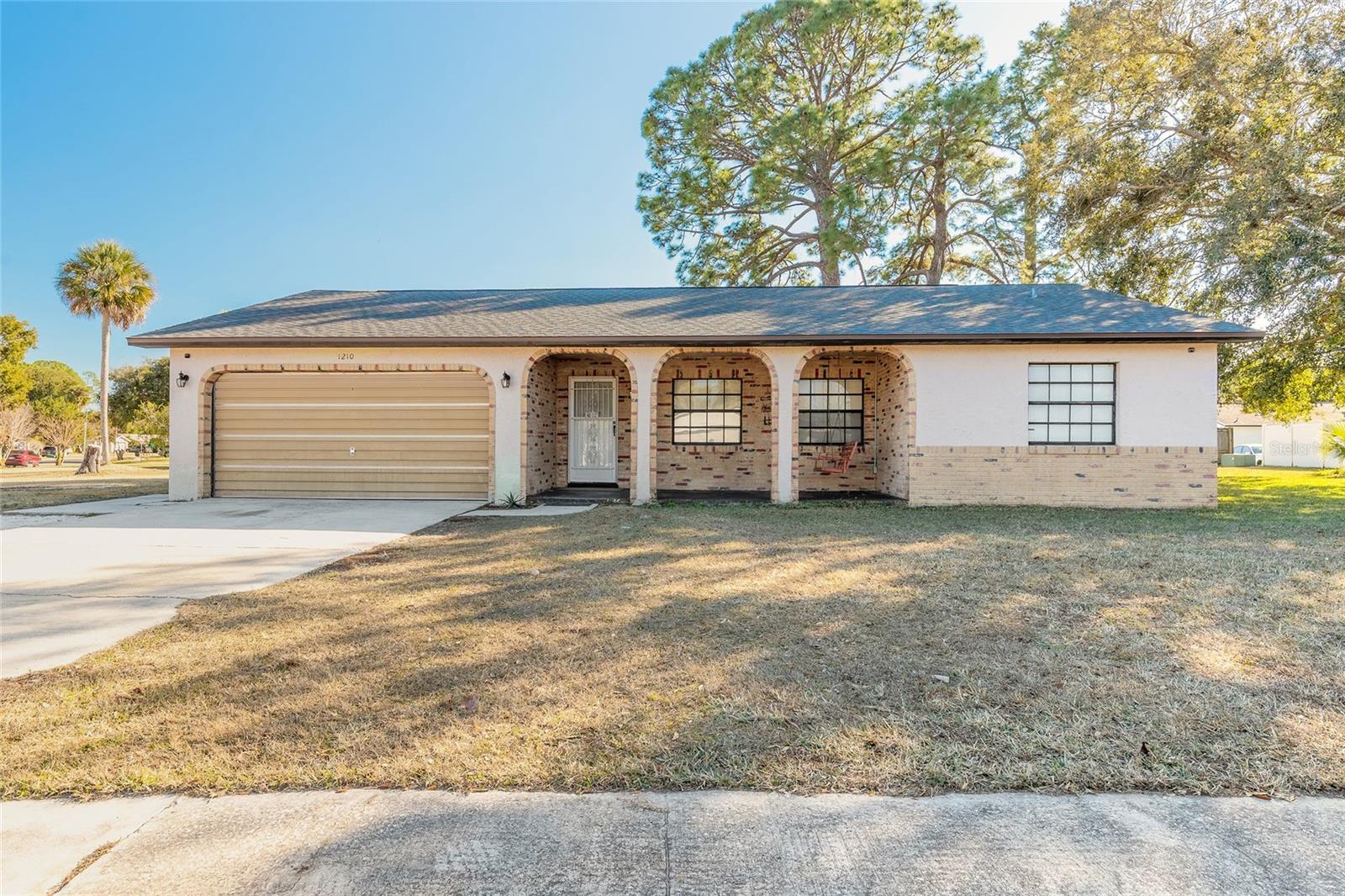Single Family Residence in PORT ORANGE, FL - Daniel Dourado
