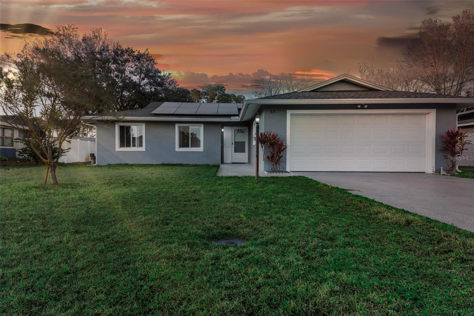 Single Family Residence em PALM COAST, FL - Daniel Dourado