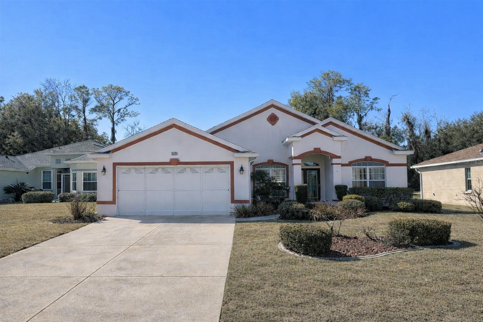 Single Family Residence in OCALA, FL - Daniel Dourado