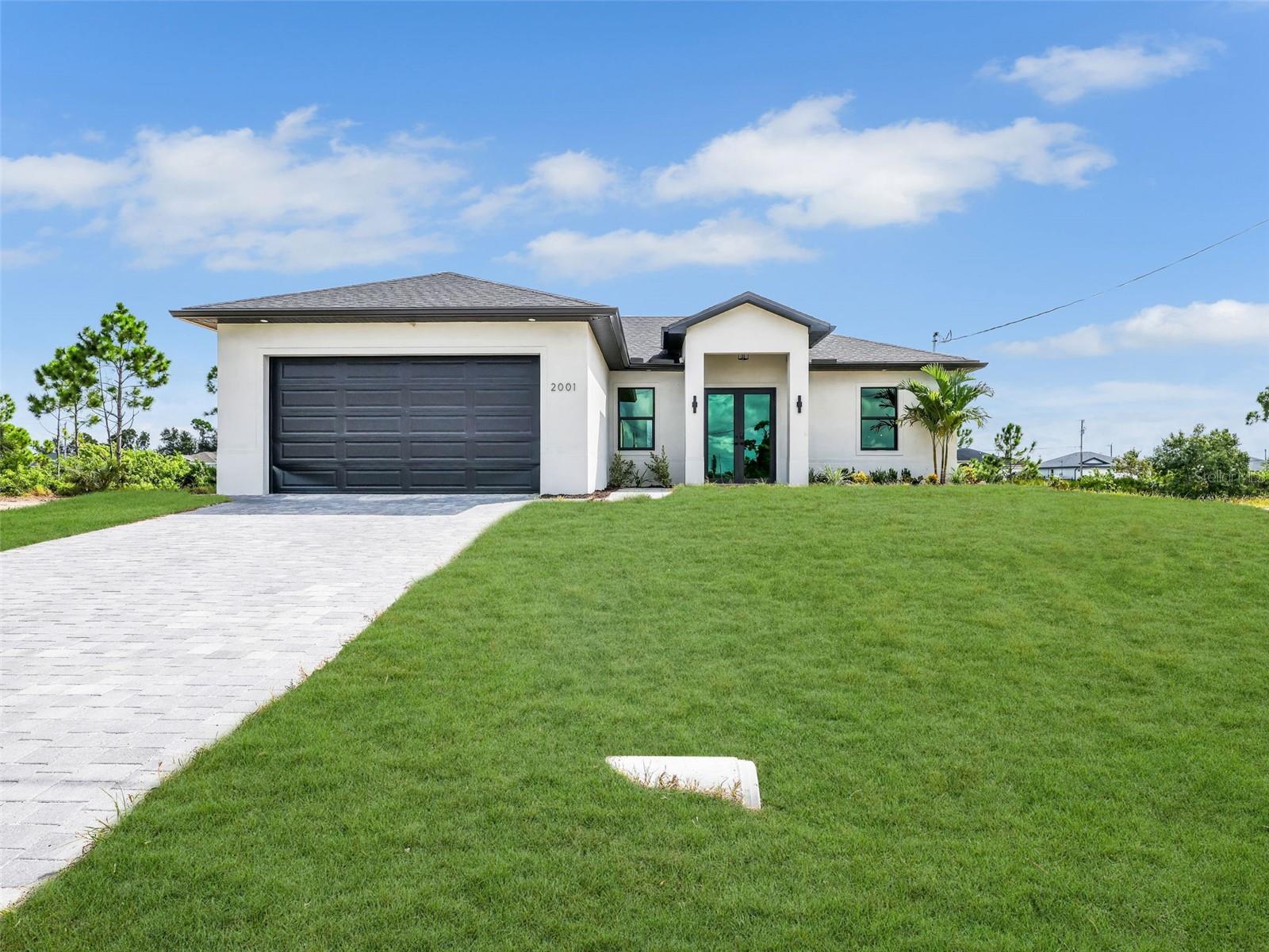 Single Family Residence em CAPE CORAL, FL - Daniel Dourado