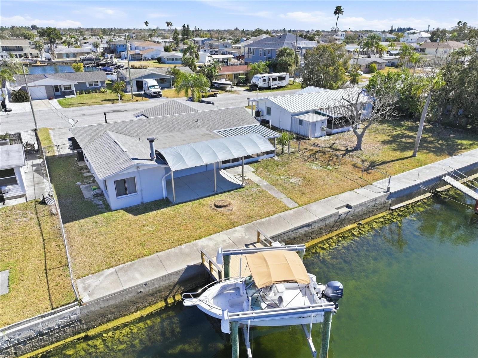 Single Family Residence em HUDSON, FL - Daniel Dourado