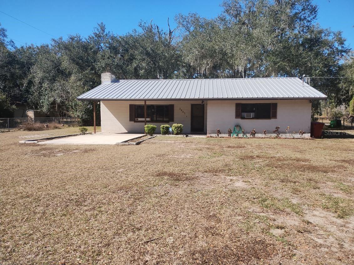 Single Family Residence in PLANT CITY, FL - Daniel Dourado