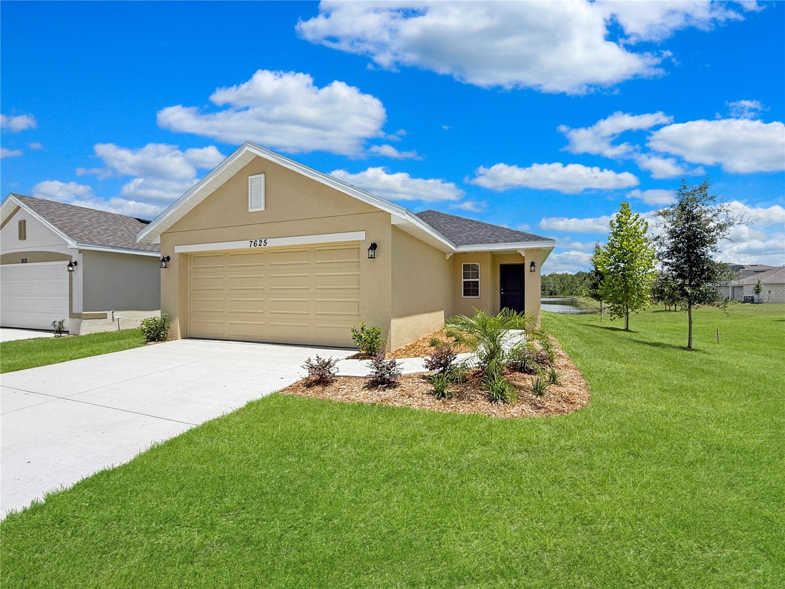 Single Family Residence em ST CLOUD, FL - Daniel Dourado