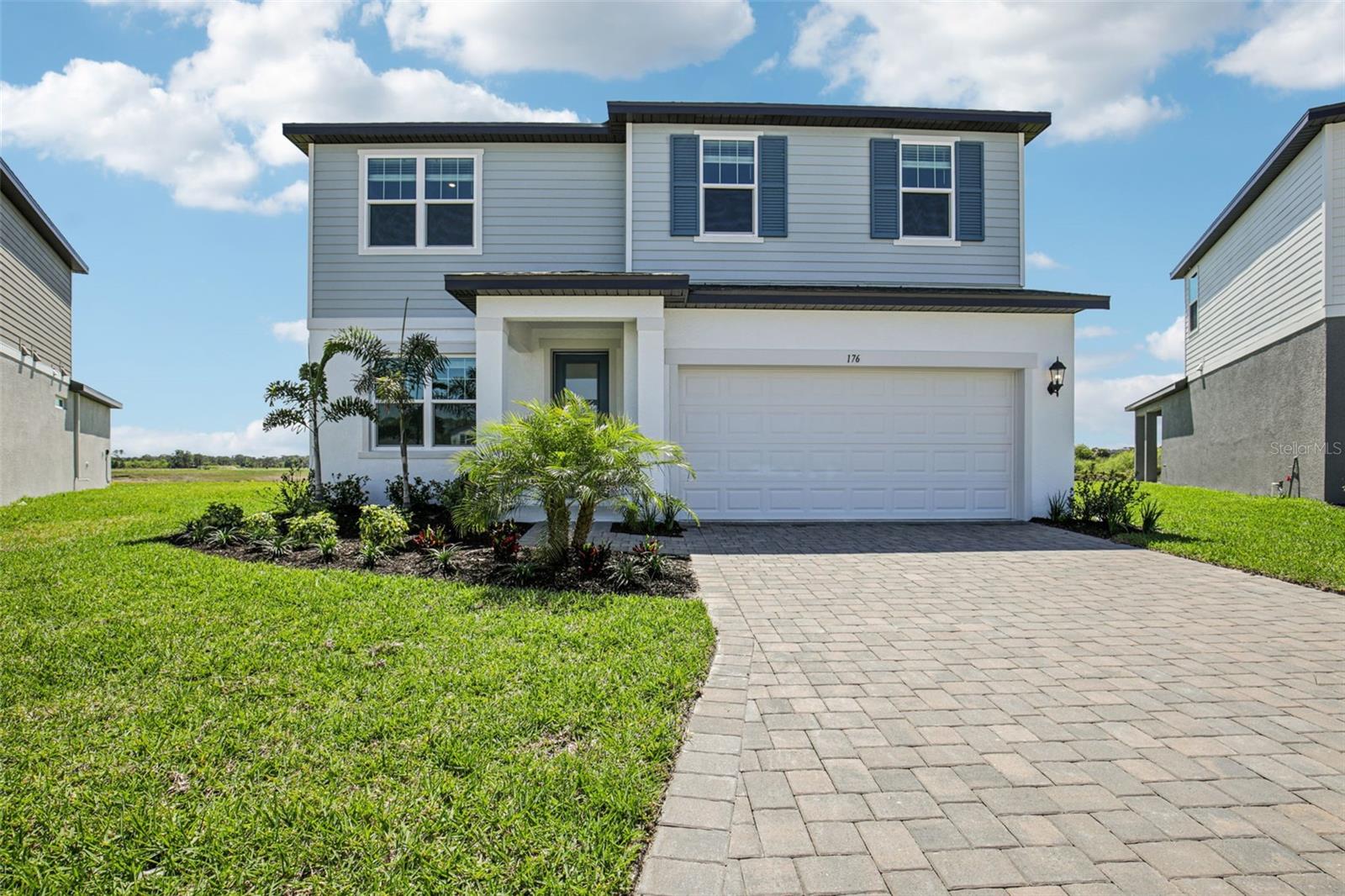 Single Family Residence in NOKOMIS, FL - Daniel Dourado