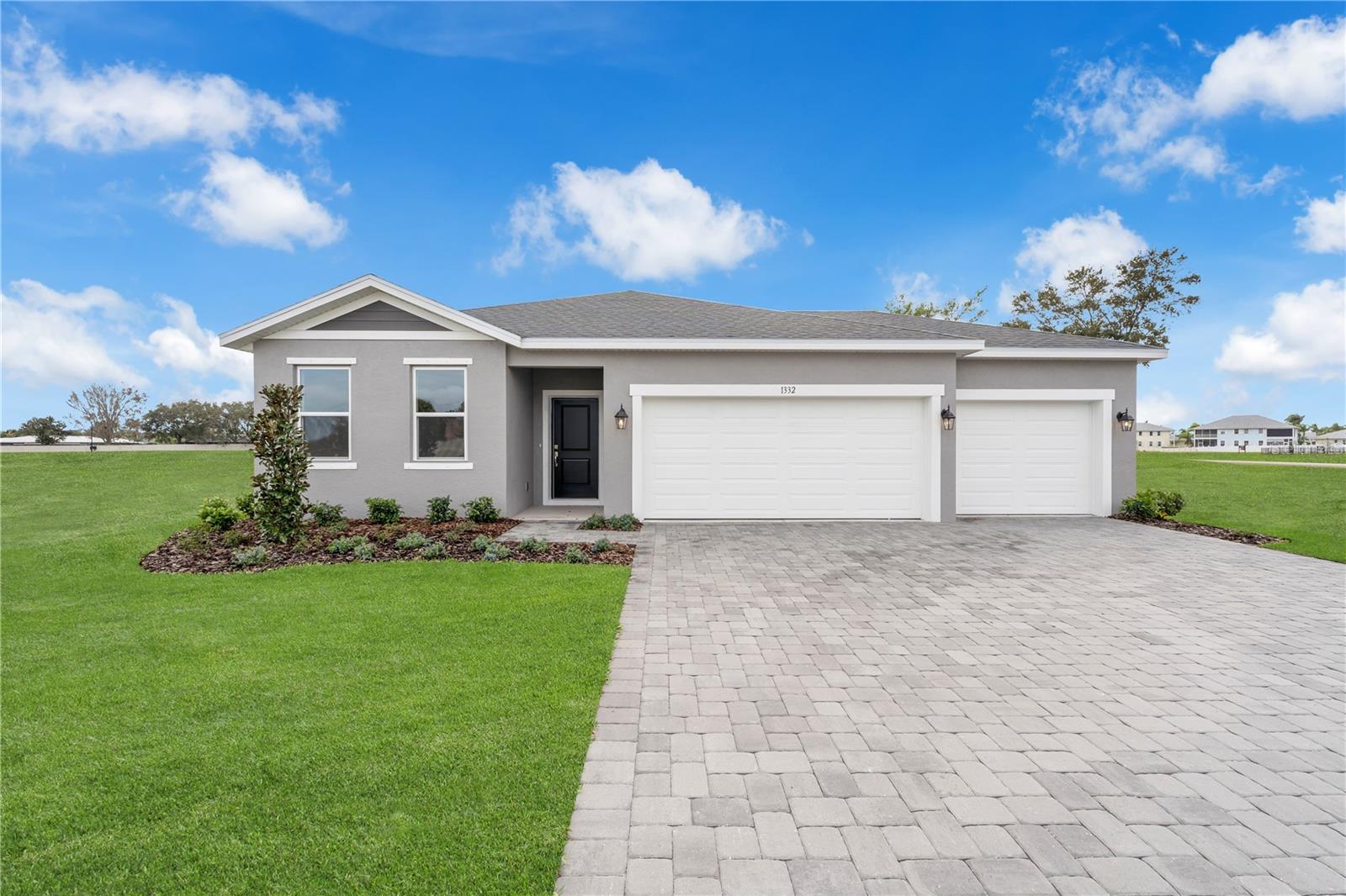Single Family Residence in PALM BAY, FL - Daniel Dourado