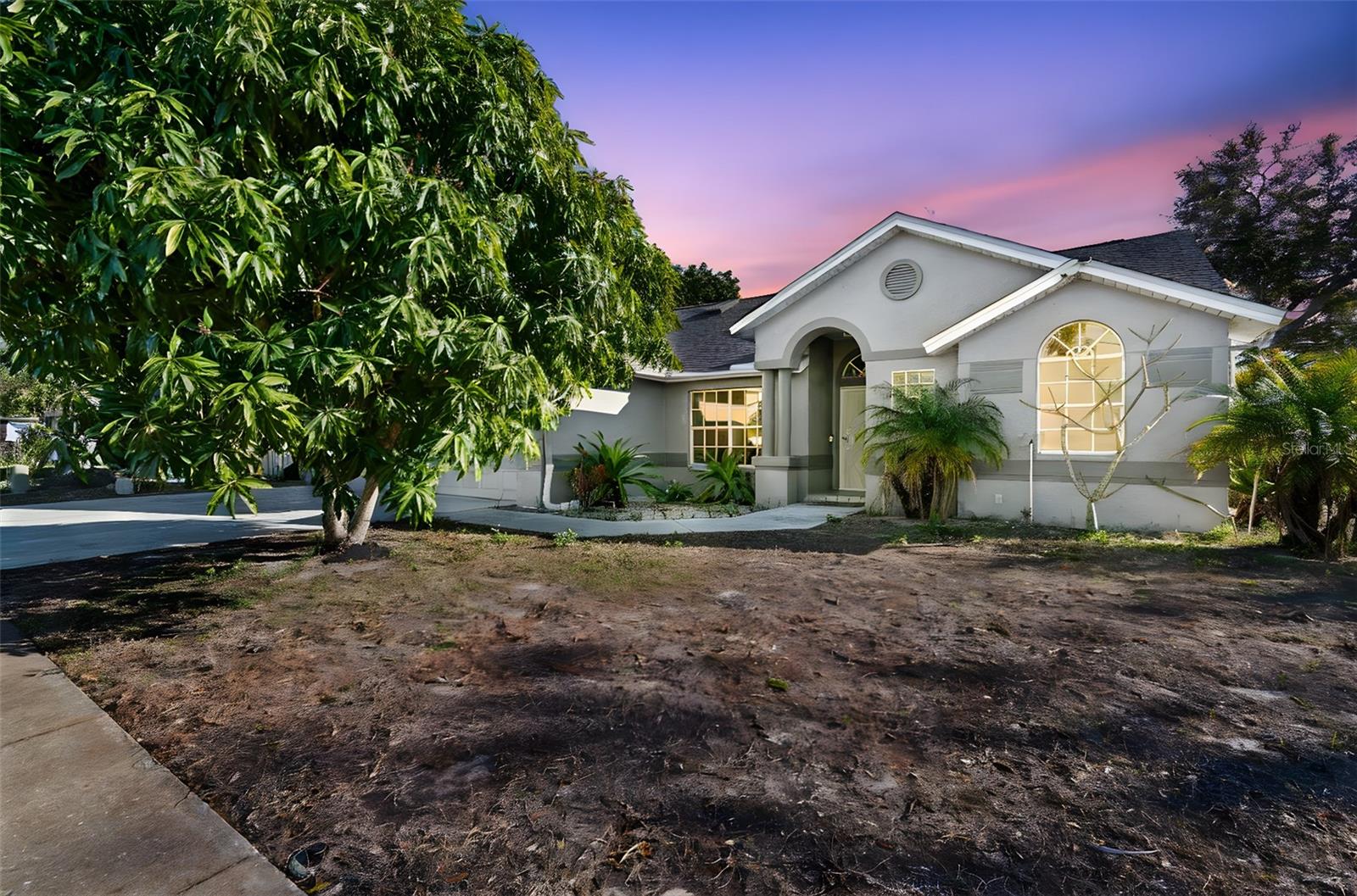 Single Family Residence in TARPON SPRINGS, FL - Daniel Dourado