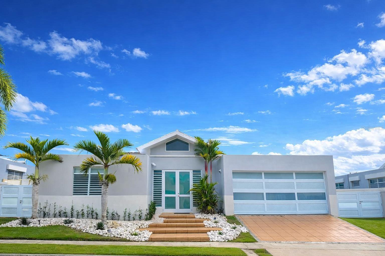 Single Family Residence in GURABO, PR - Daniel Dourado