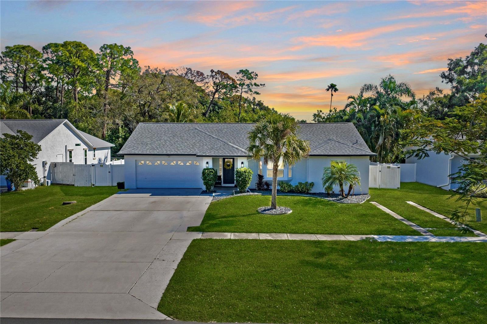 Single Family Residence em PINELLAS PARK, FL - Daniel Dourado