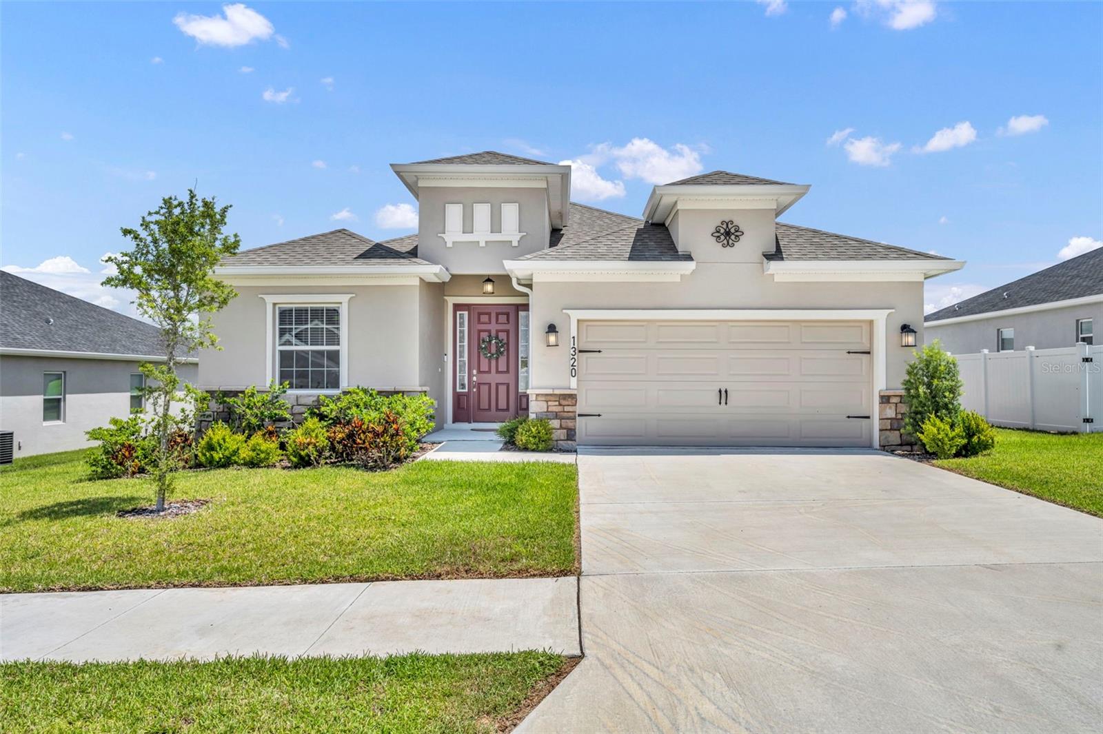 Single Family Residence em LAKE ALFRED, FL - Daniel Dourado