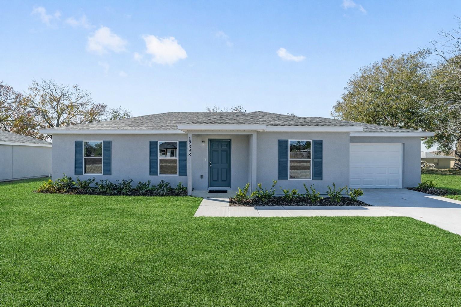 Single Family Residence in BELLEVIEW, FL - Daniel Dourado