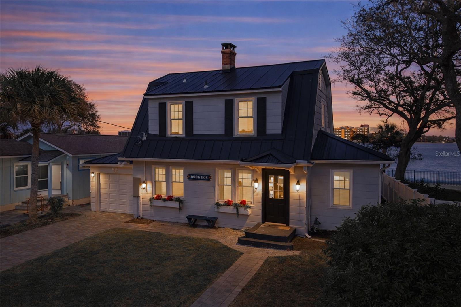 Single Family Residence in DAYTONA BEACH, FL - Daniel Dourado