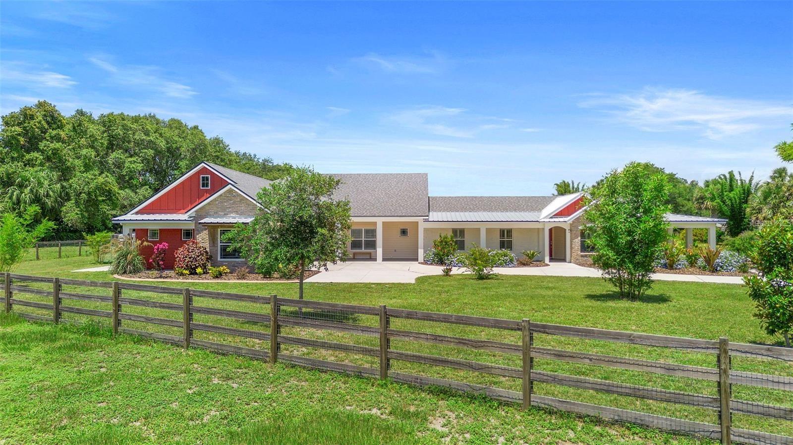 Single Family Residence em GENEVA, FL - Daniel Dourado