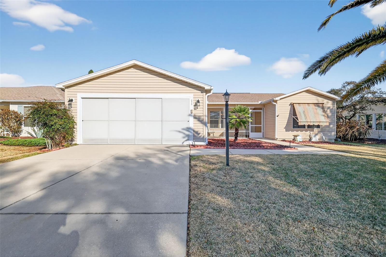 Single Family Residence em THE VILLAGES, FL - Daniel Dourado