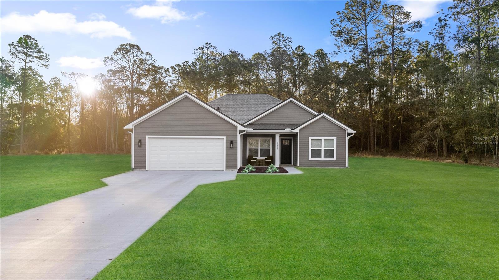 Single Family Residence em KEYSTONE HEIGHTS, FL - Daniel Dourado