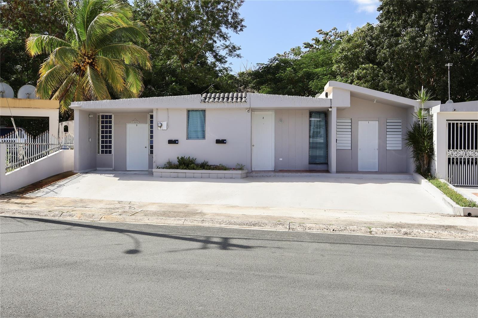 Single Family Residence em CAGUAS, PR - Daniel Dourado