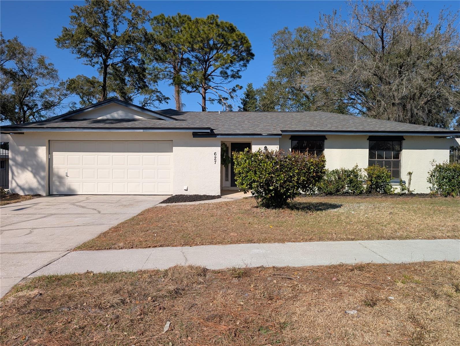 Single Family Residence em ALTAMONTE SPRINGS, FL - Daniel Dourado