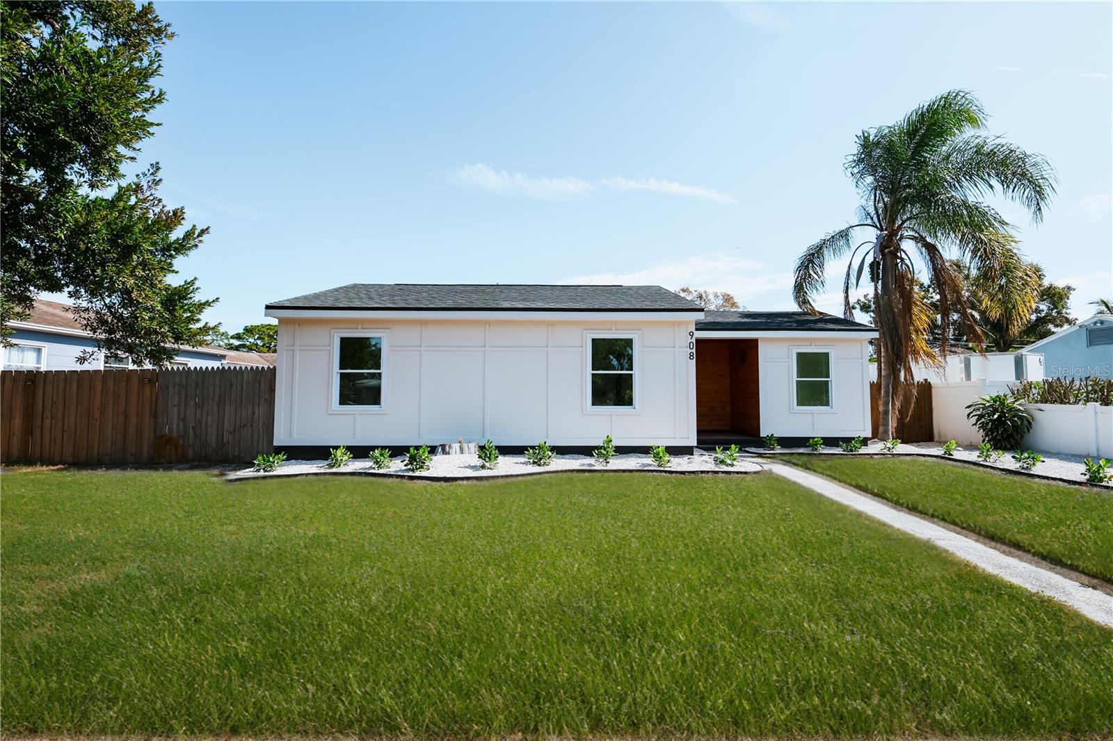 Single Family Residence em GULFPORT, FL - Daniel Dourado