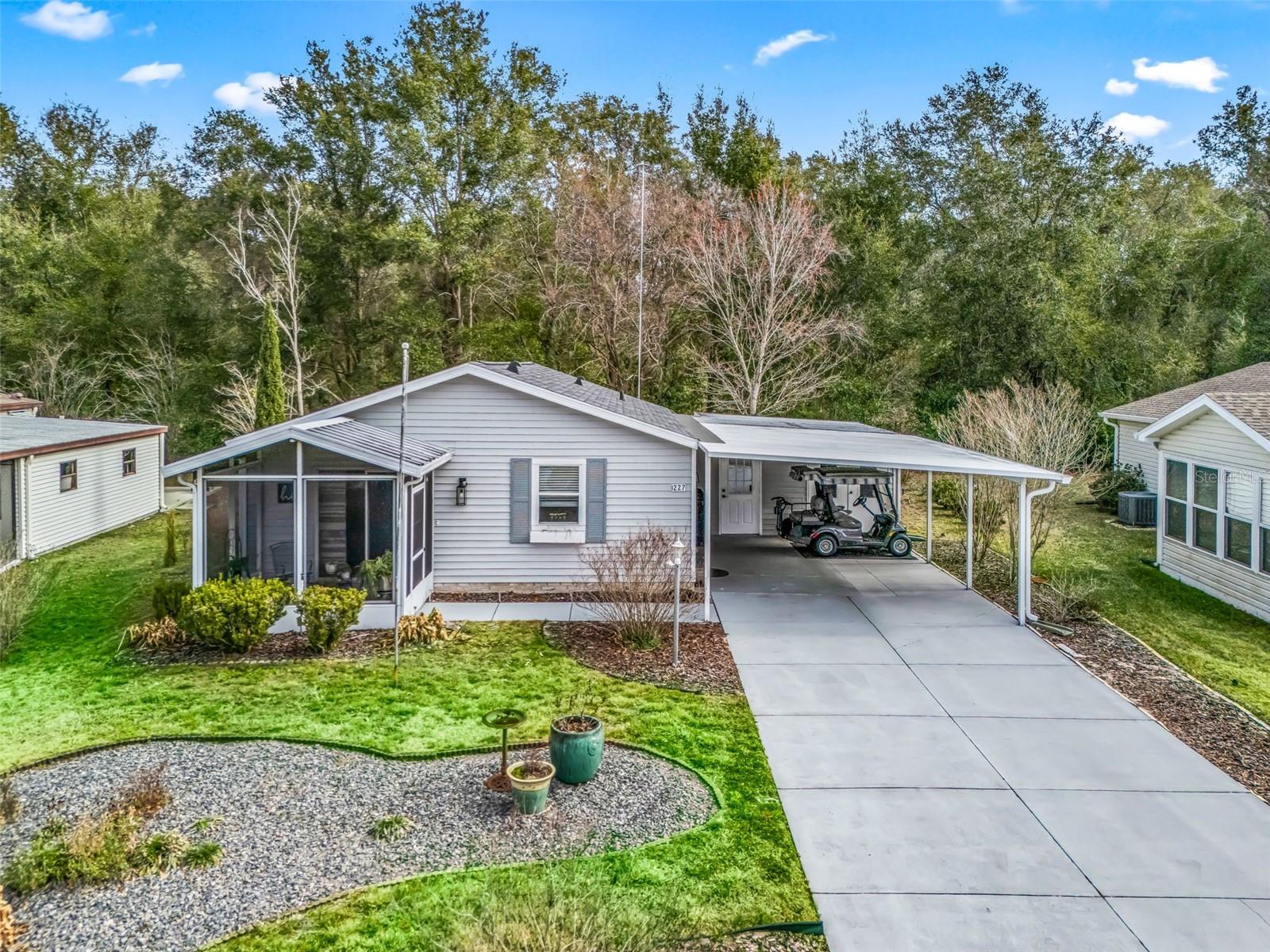 Single Family Residence em THE VILLAGES, FL - Daniel Dourado