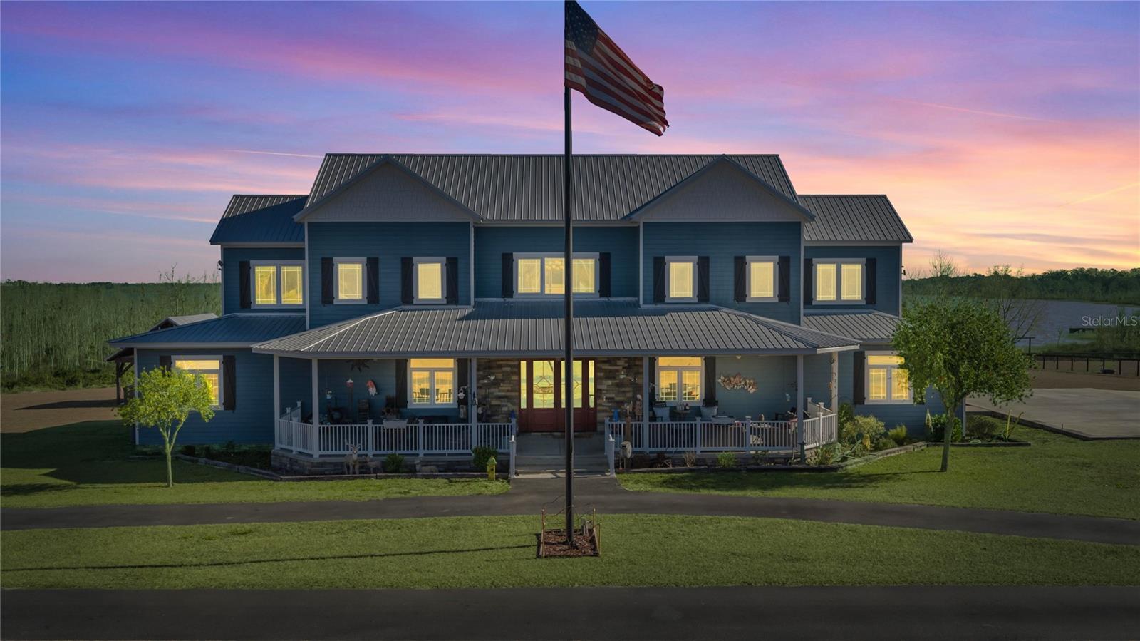 Farm in OCKLAWAHA, FL - Daniel Dourado