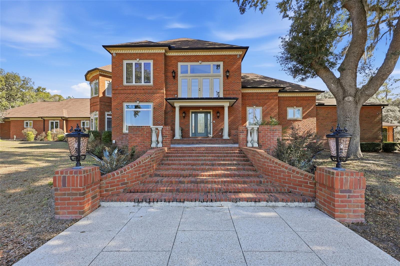 Single Family Residence in LAKE CITY, FL - Daniel Dourado