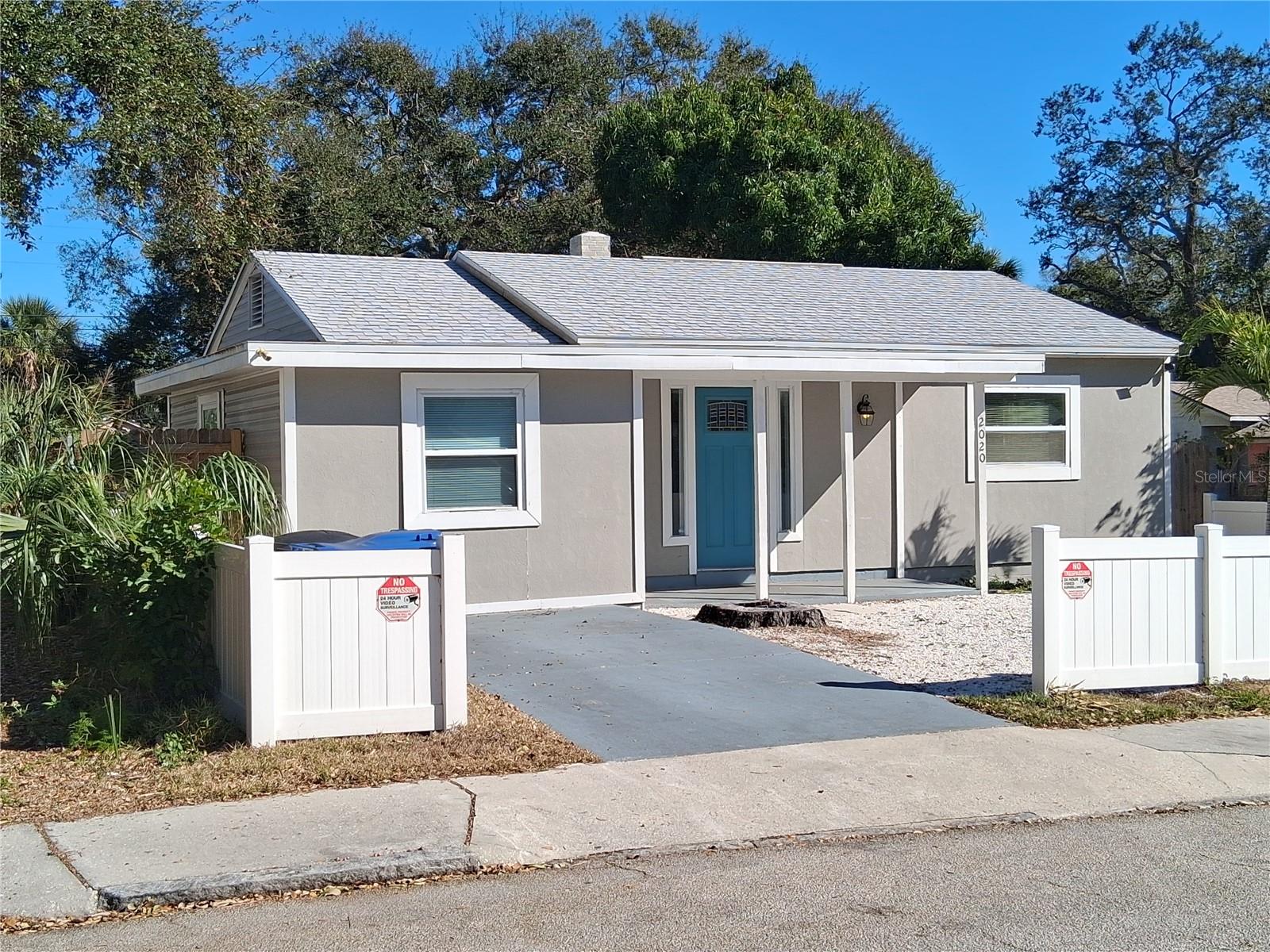 Single Family Residence em ST PETERSBURG, FL - Daniel Dourado