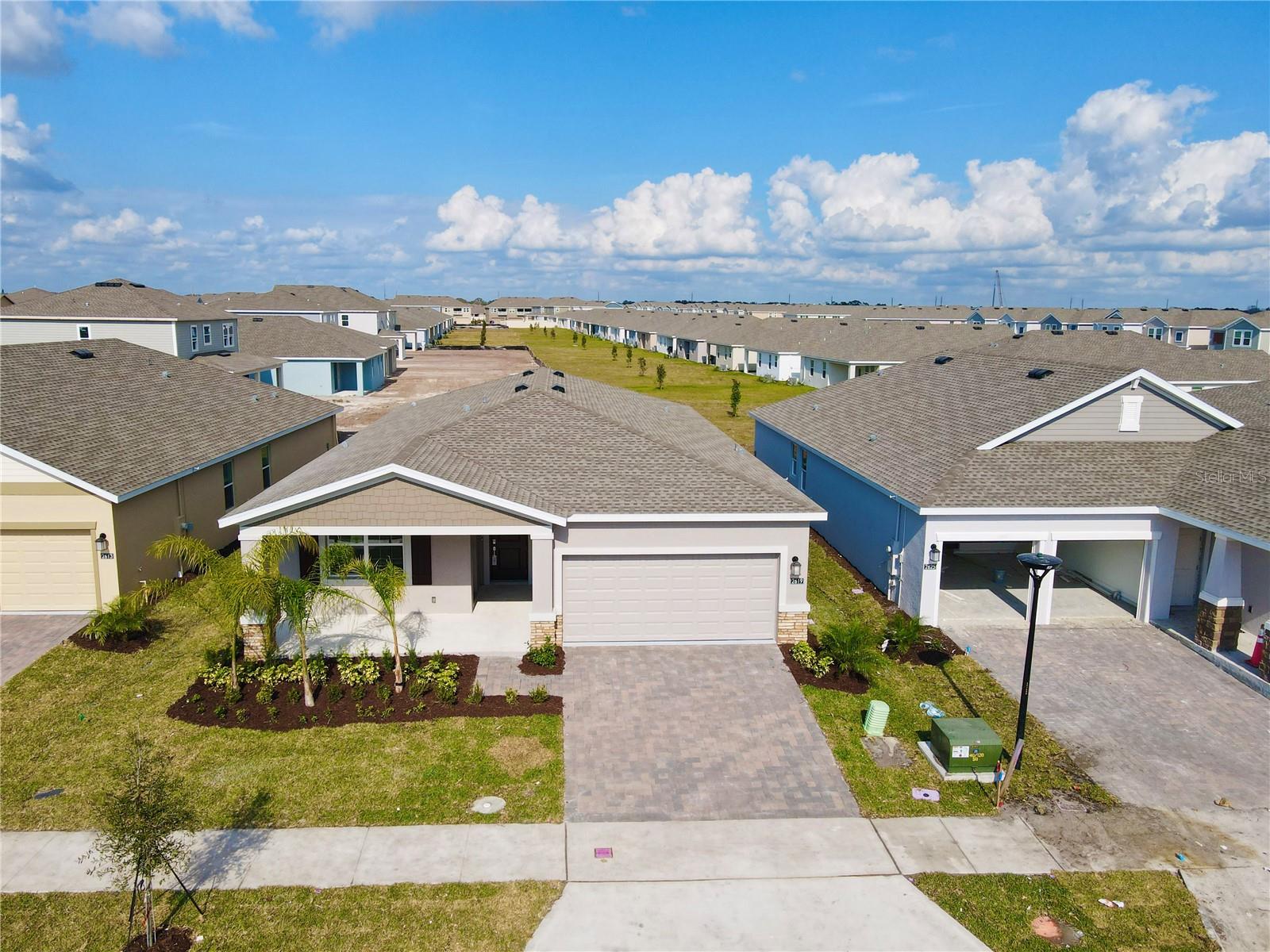 Single Family Residence em KISSIMMEE, FL - Daniel Dourado