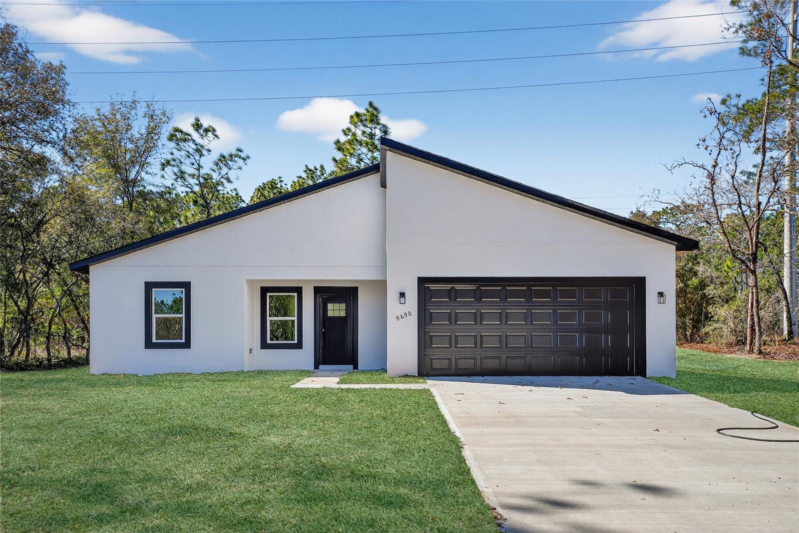 Single Family Residence em CITRUS SPRINGS, FL - Daniel Dourado