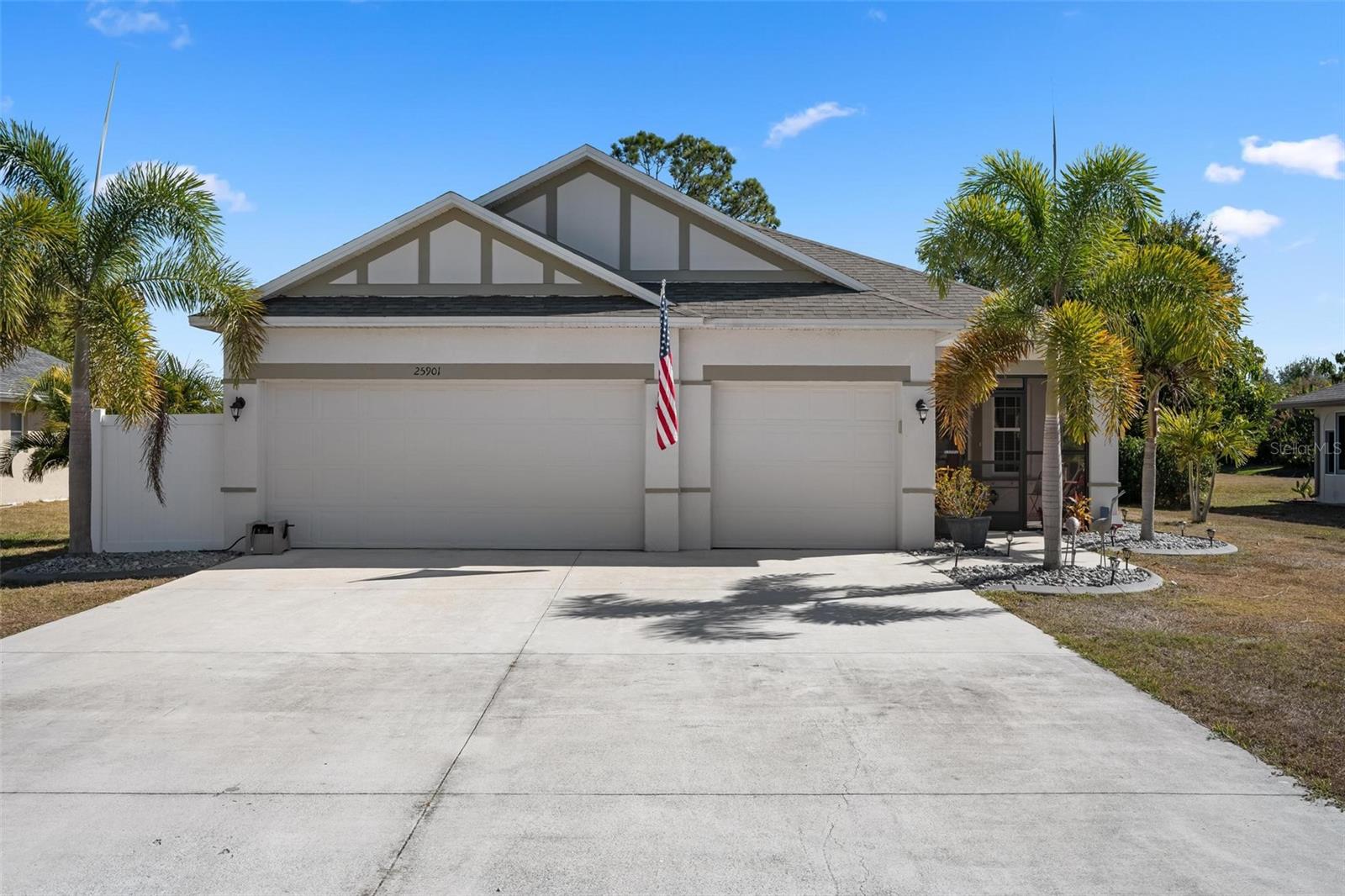 Single Family Residence em PUNTA GORDA, FL - Daniel Dourado