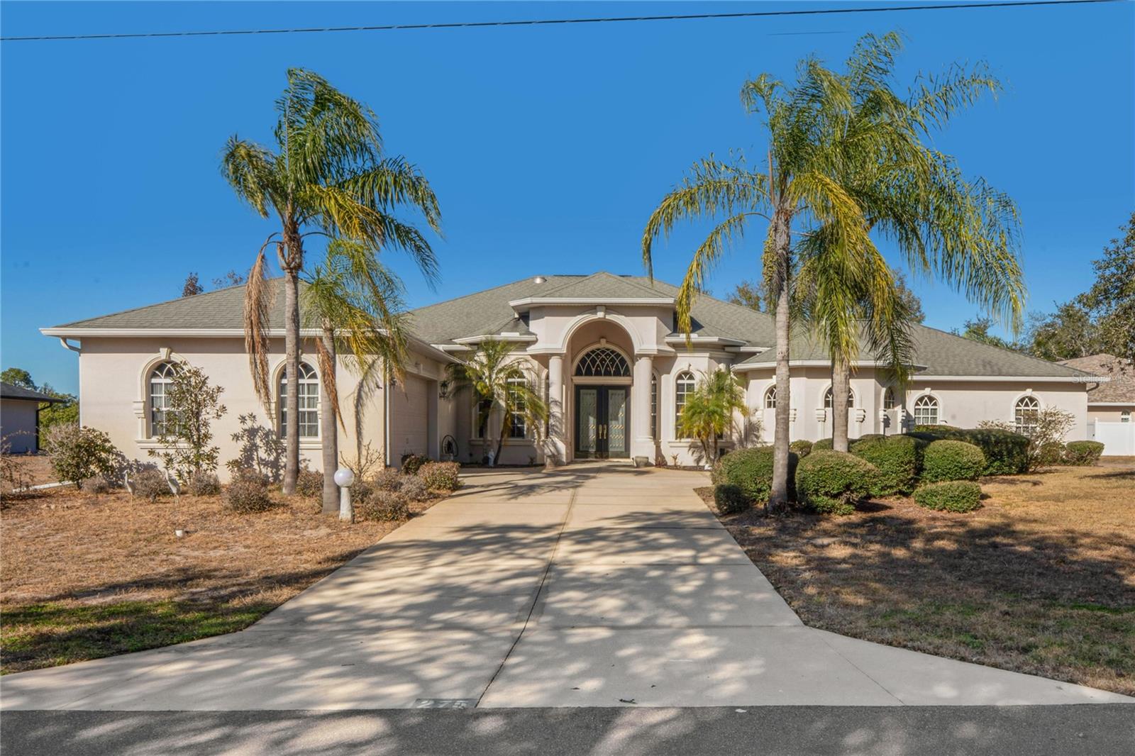 Single Family Residence em SPRING HILL, FL - Daniel Dourado