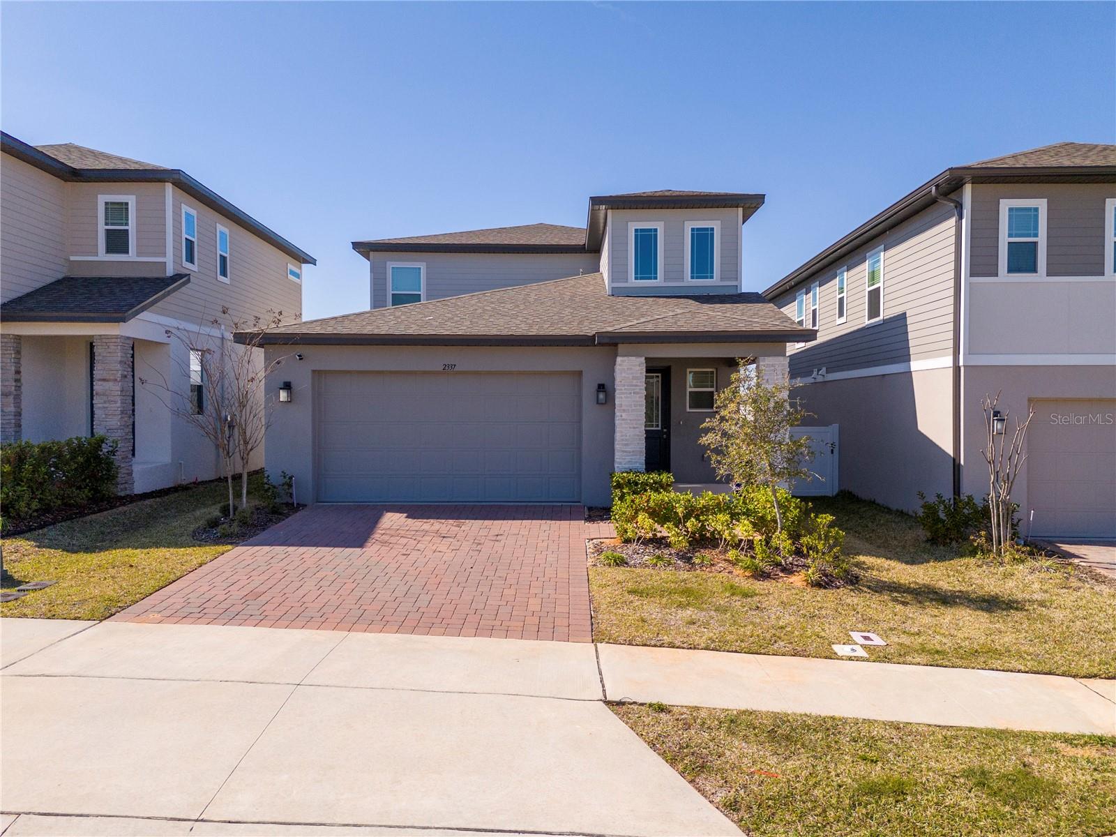 Single Family Residence em MINNEOLA, FL - Daniel Dourado