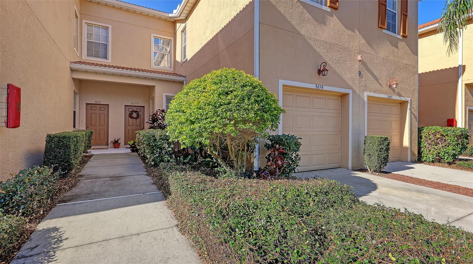 Townhouse in SARASOTA, FL - Daniel Dourado