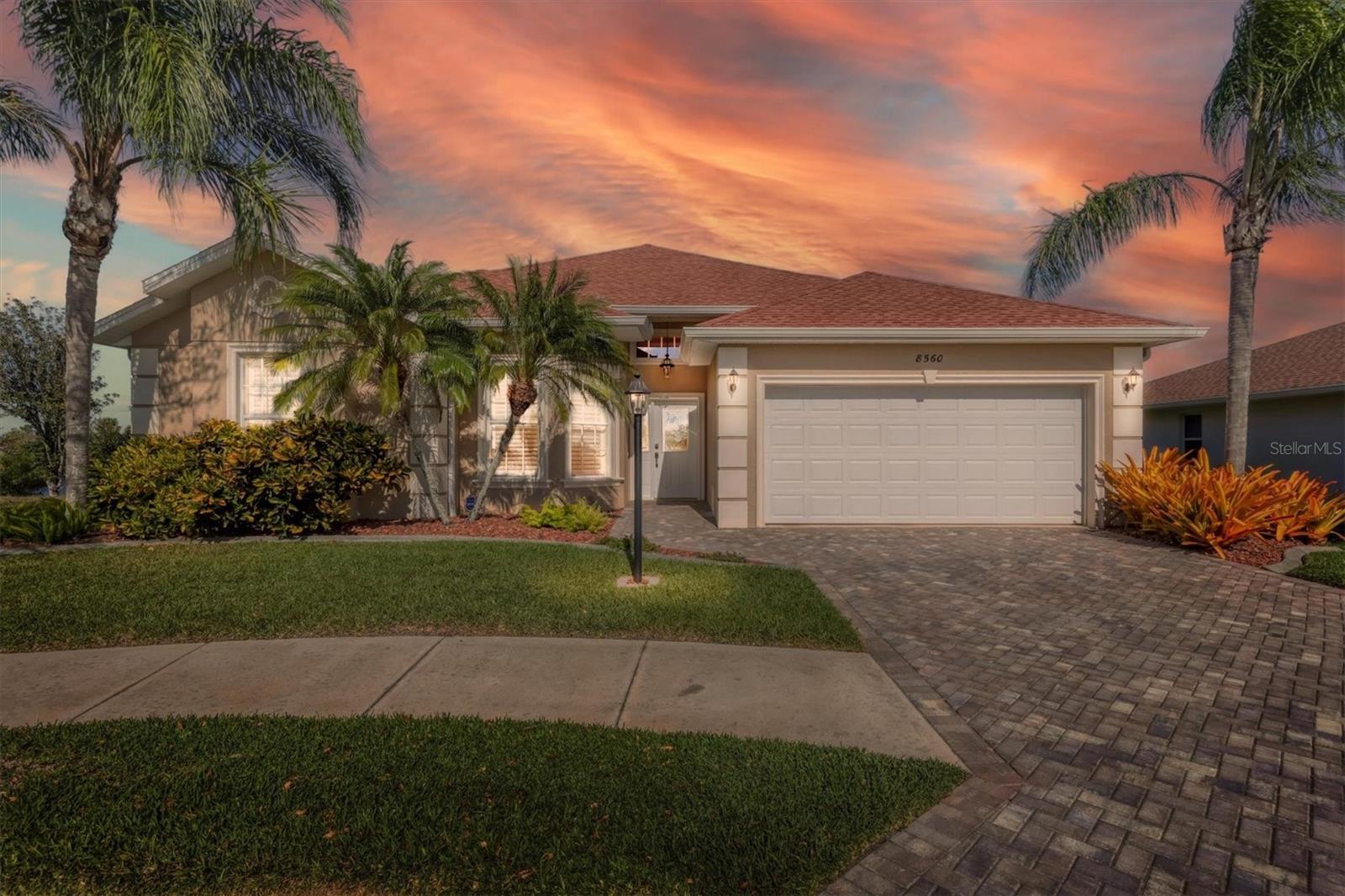 Single Family Residence in NORTH PORT, FL - Daniel Dourado