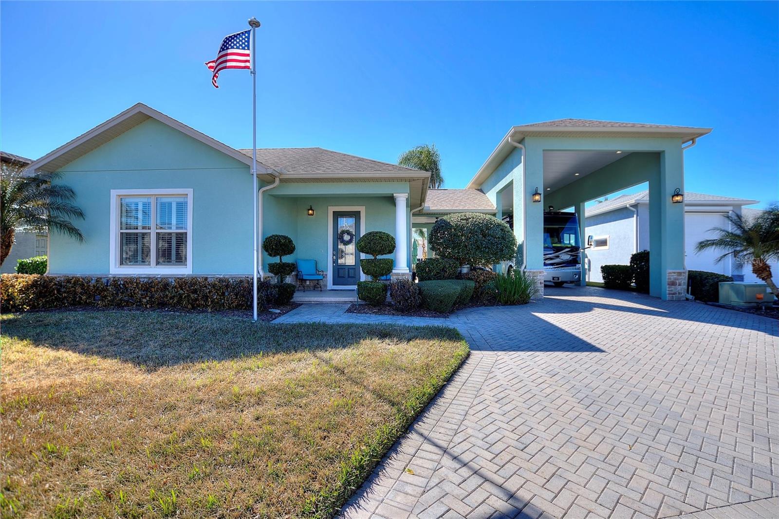 Single Family Residence em POLK CITY, FL - Daniel Dourado