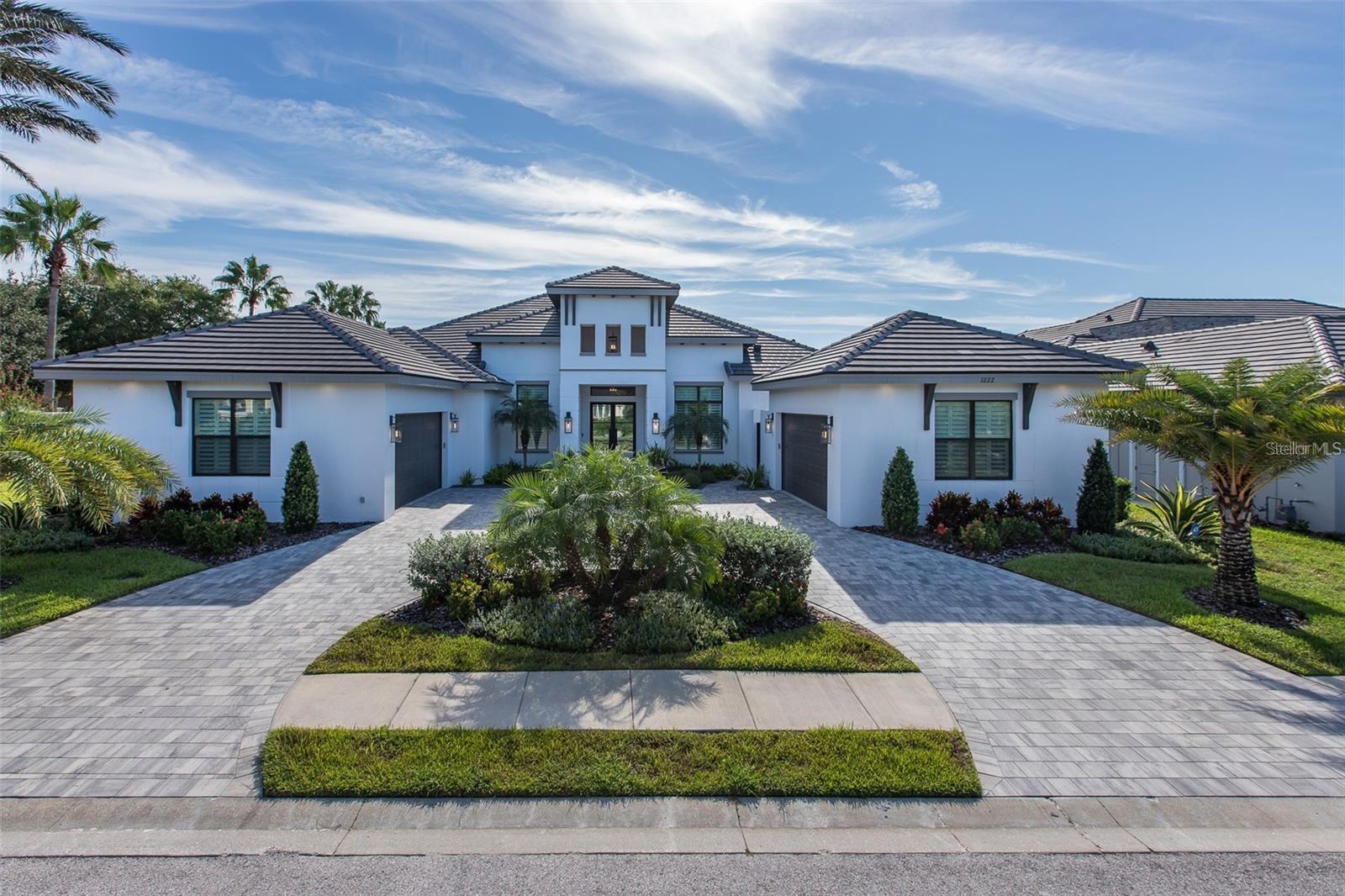 Single Family Residence em TRINITY, FL - Daniel Dourado