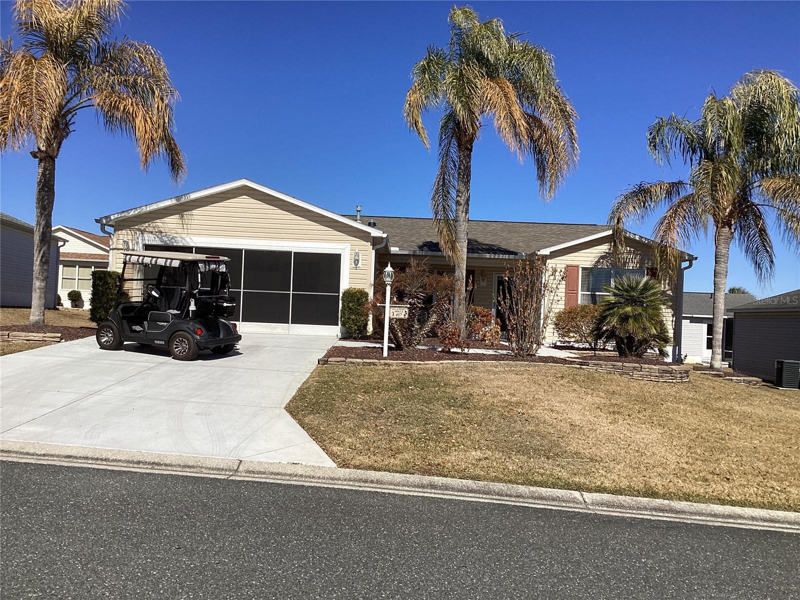 Single Family Residence em THE VILLAGES, FL - Daniel Dourado