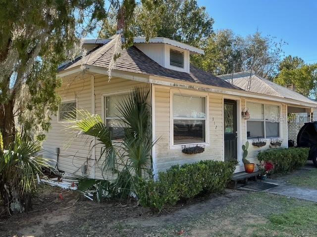 Single Family Residence em EUSTIS, FL - Daniel Dourado