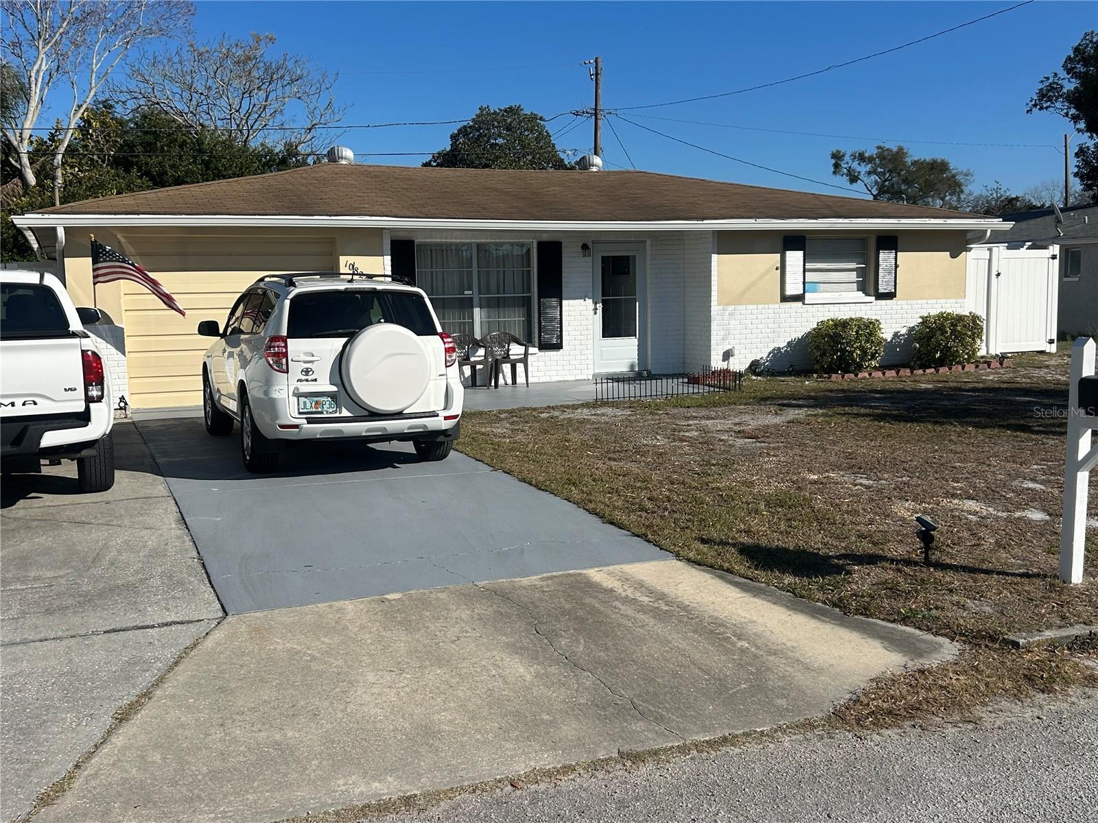 Single Family Residence in PORT RICHEY, FL - Daniel Dourado