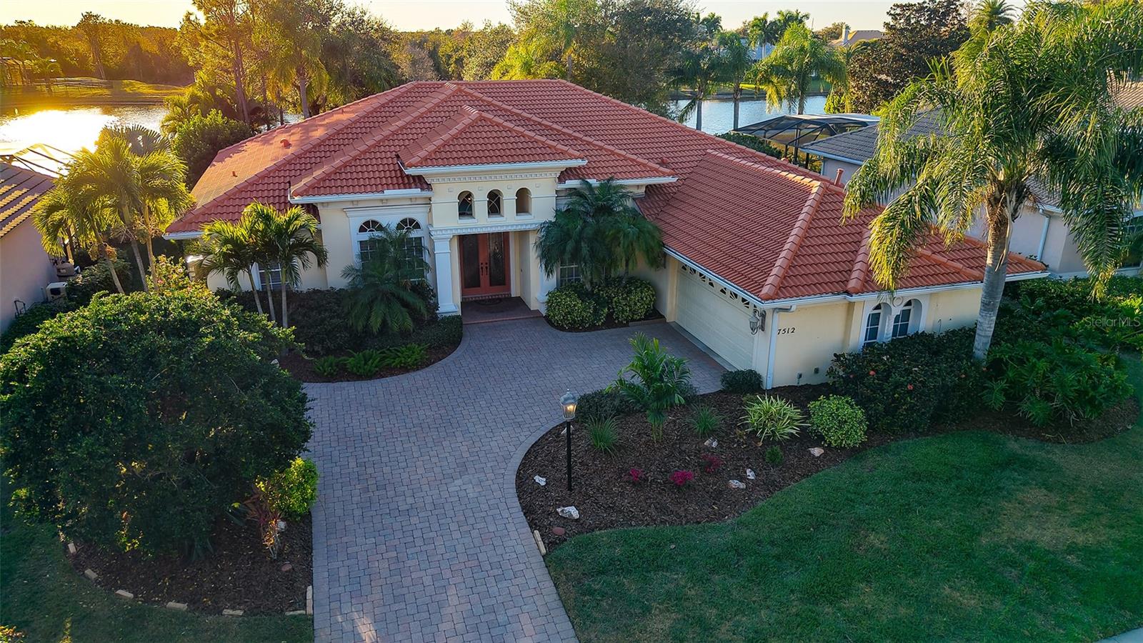Single Family Residence em LAKEWOOD RANCH, FL - Daniel Dourado
