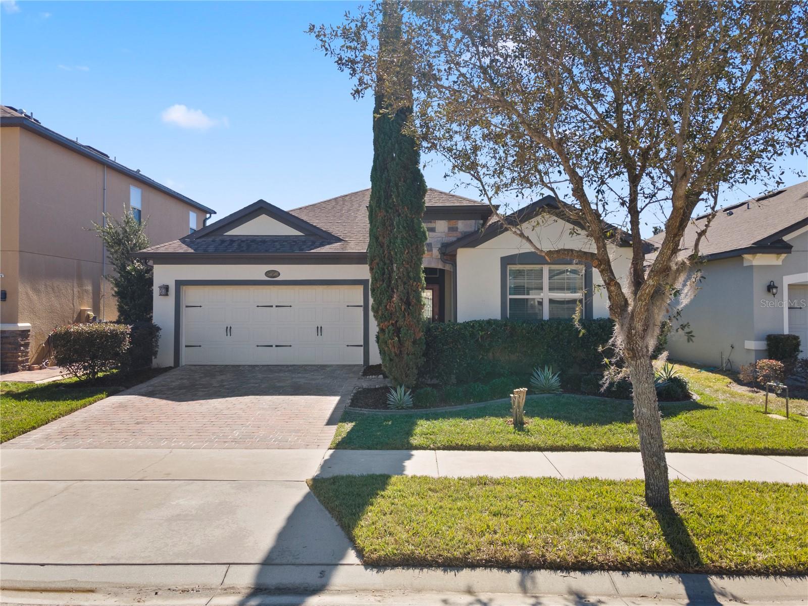 Single Family Residence em ST CLOUD, FL - Daniel Dourado