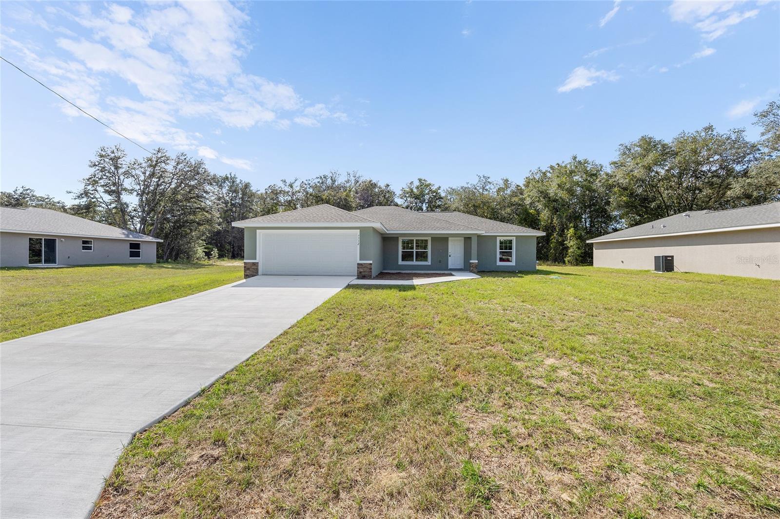 Single Family Residence em CITRUS SPRINGS, FL - Daniel Dourado