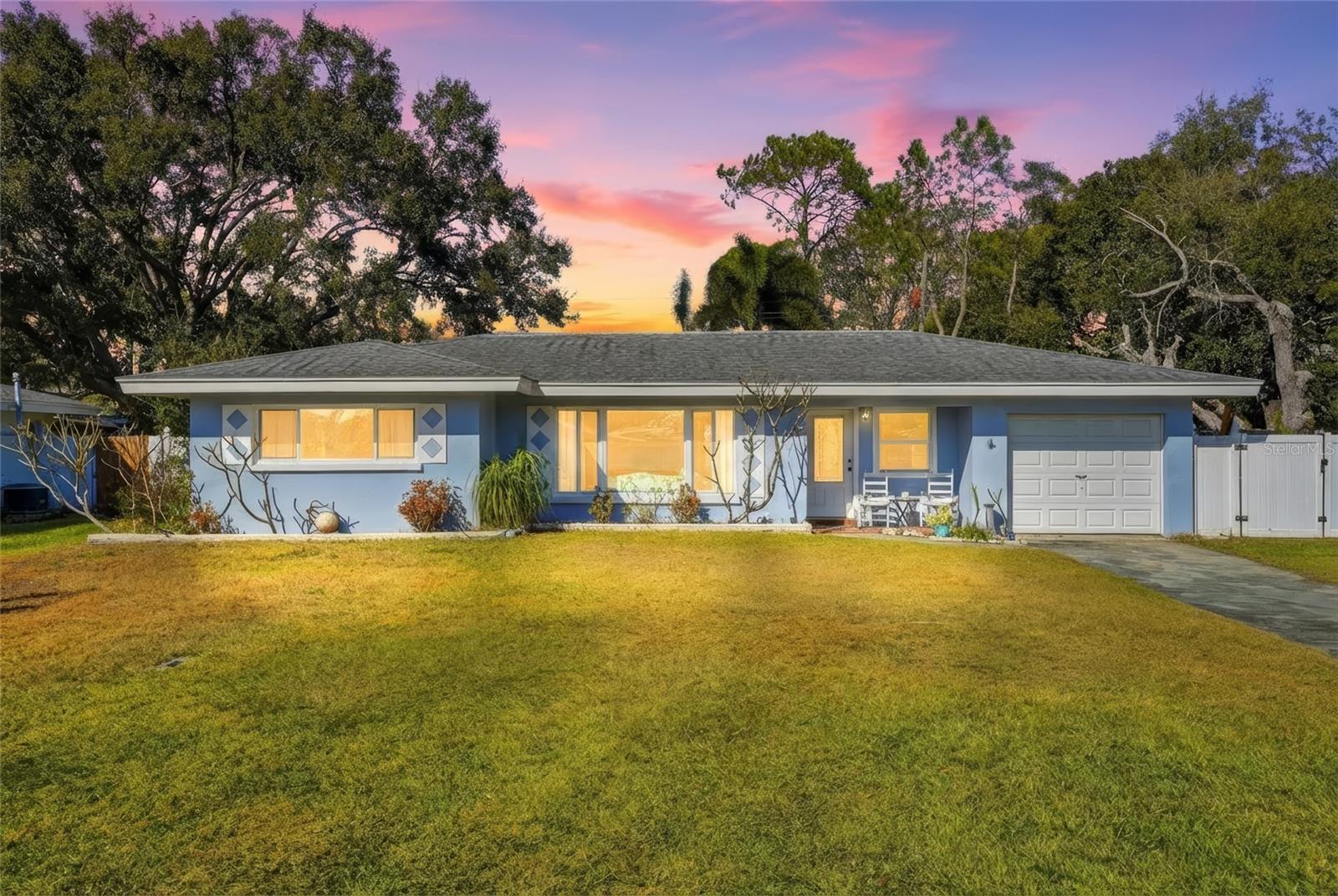 Single Family Residence em LARGO, FL - Daniel Dourado