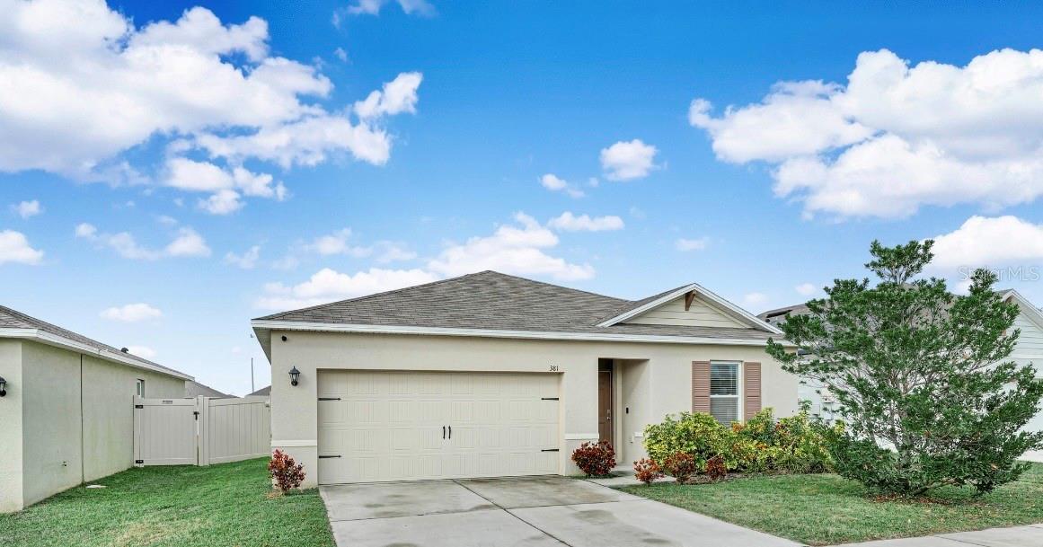 Single Family Residence em WINTER HAVEN, FL - Daniel Dourado