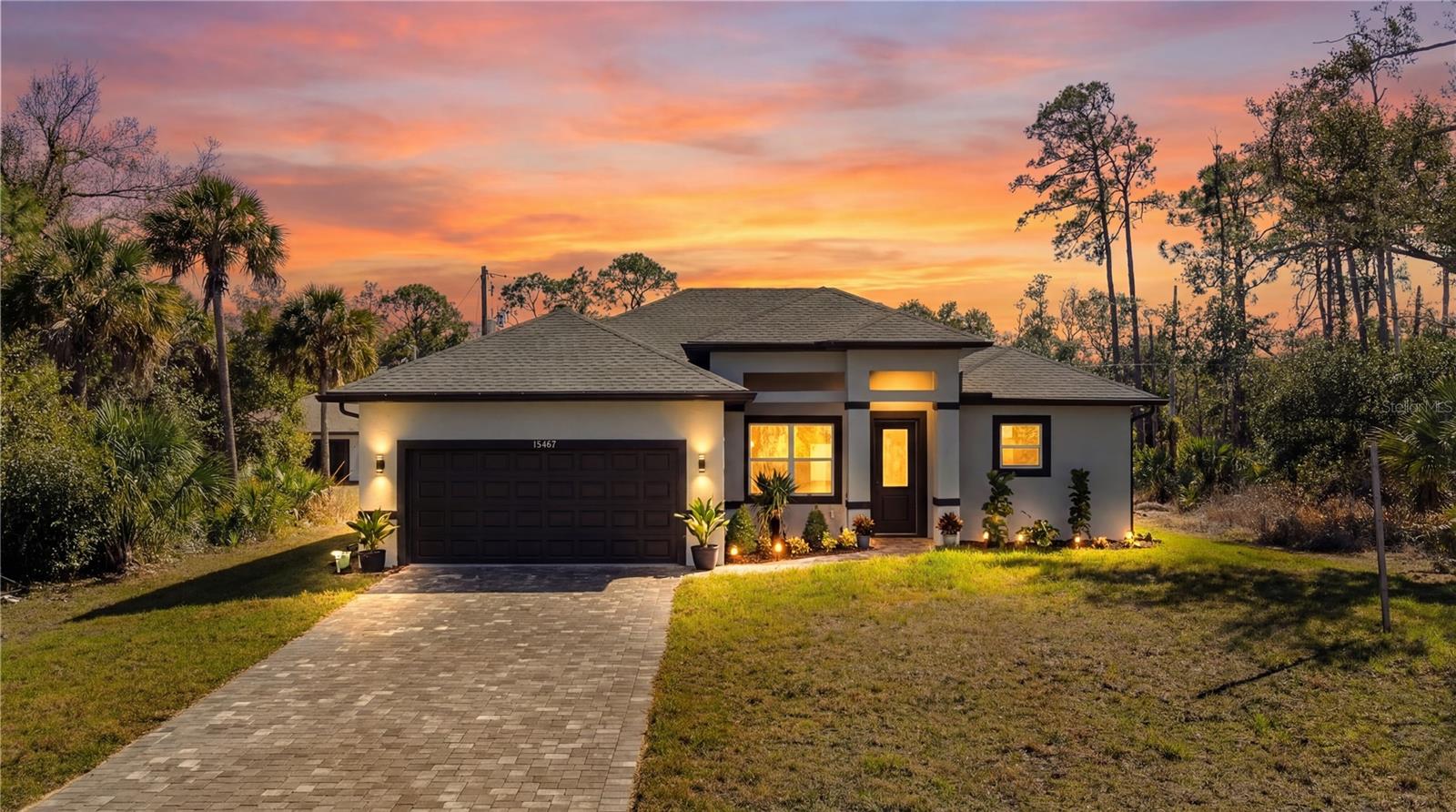 Single Family Residence in PORT CHARLOTTE, FL - Daniel Dourado