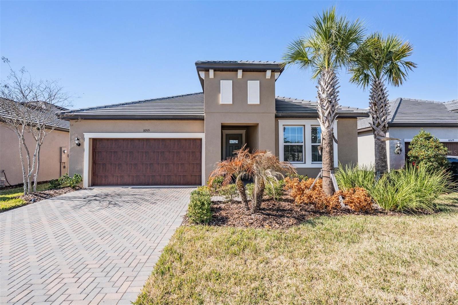 Single Family Residence em SAN ANTONIO, FL - Daniel Dourado