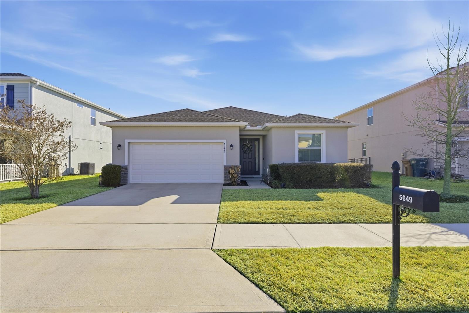 Single Family Residence in OCALA, FL - Daniel Dourado