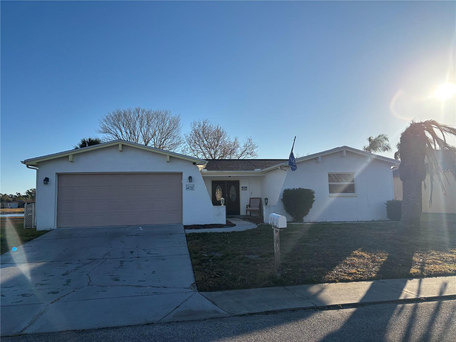 Single Family Residence in PORT RICHEY, FL - Daniel Dourado